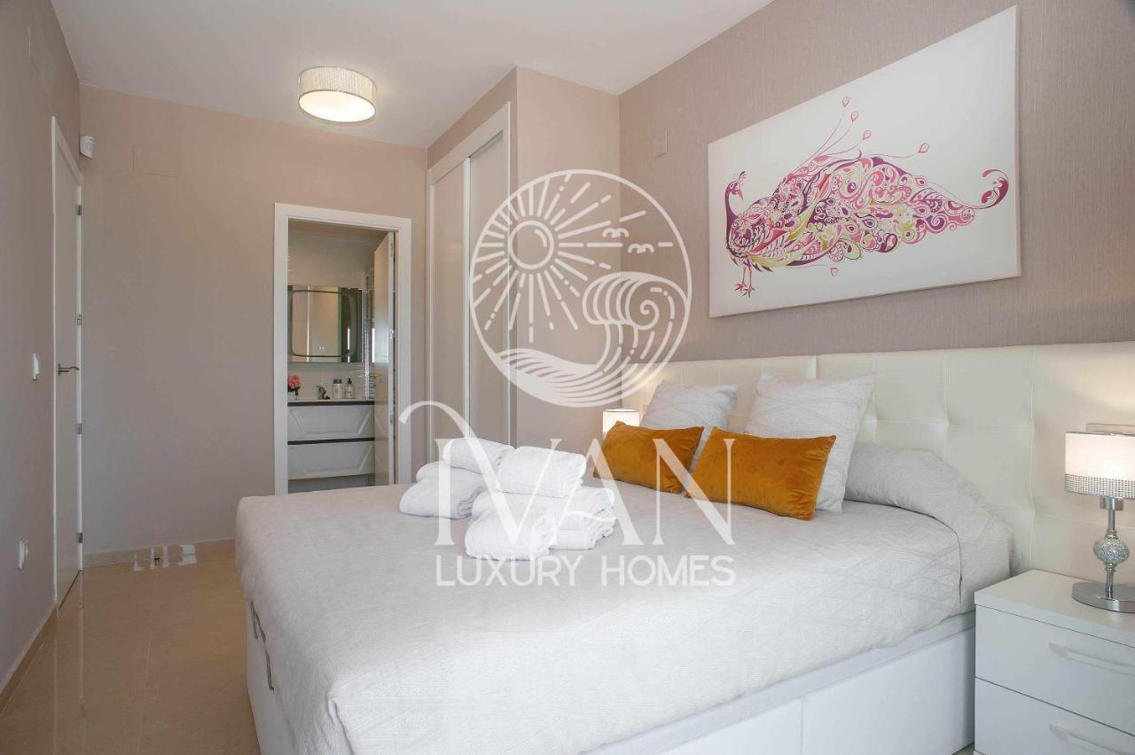 Casa Paraíso- Ivan Luxury Homes - 6ª Planta - Sur - 1ª Linea de Playa Oropesa del Mar Exterior foto